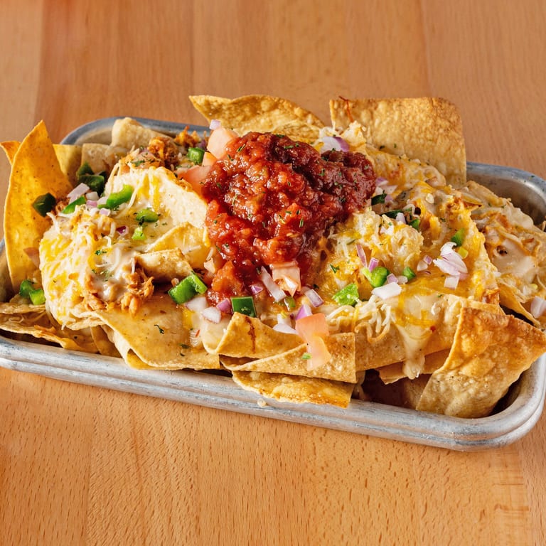 Loaded Nachos: A Crowd-Pleasing Favorite