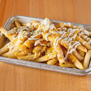 GREEN CHILE CHEESE FRIES/TOTS