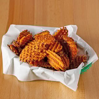 BASKET SWEET POTATO WAFFLE FRIES